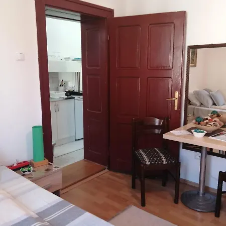 Apartment Park *